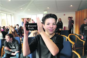 Ben Borchert (13 Jahre) aus Lunestedt: „Viele Jugendliche trauen sich nicht mitzureden. Früher gab es auch nicht die Chance. Jetzt hat man eine Stimme.“