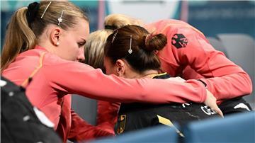 Benötigt Trost nach dem verlorenen Bronze-Duell: Tischtennisspielerin Xiaona Shan