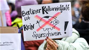 Berlins Kultur soll knapp zwölf Prozent ihres bislang geplanten Budgets einsparen. (Archivbild)