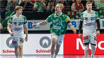 Berlins Matthes Langhoff glänzte gegen Pelister mit neun Treffern.