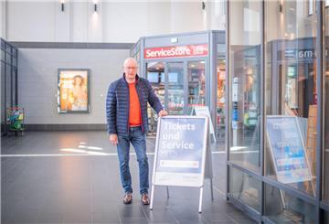 Bernd Ravens bemängelt, dass er am Bremerhavener Hauptbahnhof keine Senioren-Bahn-Card erwerben konnte. 