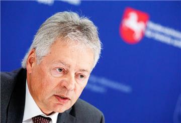 Bernhard Witthaut, Präsident Verfassungsschutz Niedersachsen, spricht bei der Vorstellung des Verfassungsschutzberichtes 2021 im niedersächsischen Innenministerium. 