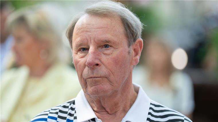 Berti Vogt adelt Günter Netzer.