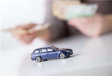 Finanztip warnt vor Fallen bei Kfz- und Rechtsschutzversicherungen