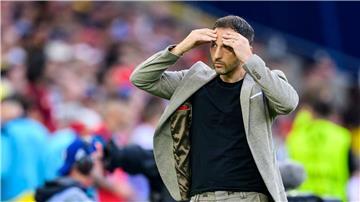 Beschwerte sich über die Anreisebedingungen vor dem letzten Gruppenspiel gegen die Ukraine: Belgiens Trainer Domenico Tedesco.