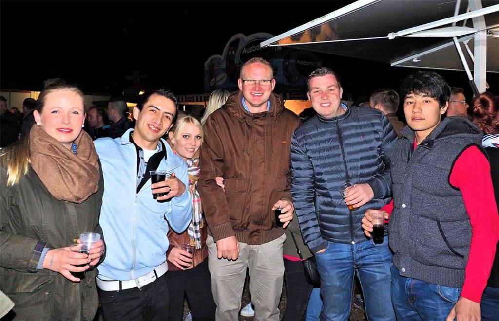 Beste Stimmung bei der 20. Auflage von &quot;Rock in den Mai&quot; in Sievern. F...
