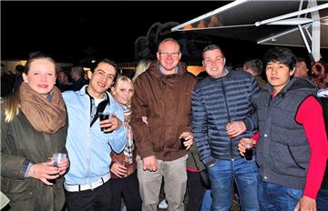 Beste Stimmung bei der 20. Auflage von &quot;Rock in den Mai&quot; in Sievern. F...