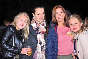 Beste Stimmung bei der 20. Auflage von &quot;Rock in den Mai&quot; in Sievern. F...