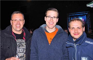 Beste Stimmung bei der 20. Auflage von &quot;Rock in den Mai&quot; in Sievern. F...