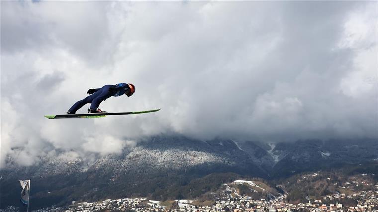 Hörl gewinnt Skisprung-Quali - Paschke auf Rang acht Bester Deutscher in der Tournee-Wertung und für Innsbruck qualifiziert: Pius Paschke.