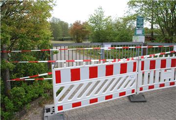 Betreten verboten: Der Sieverner See ist für die Nicht-Anlieger nicht mehr zugänglich. Zuletzt kam es dort zu größeren Treffen, unter anderem von Jugendlichen.