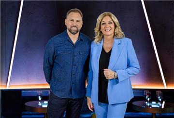 Bettina Tietjen moderiert künftig gemeinsam mit Steven Gätjen die „NDR Talk Show“.