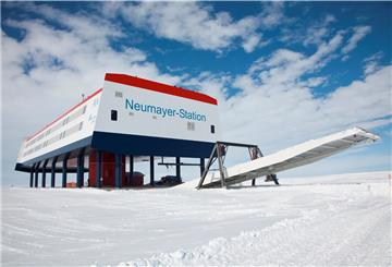 Bevor es für die nächsten Forscher zur deutschen Forschungsstation „Neumayer-Station III“ in die Antarktis, geht, müssen sie in Quarantäne. Das Virus darf die Station keinesfalls erreichen.