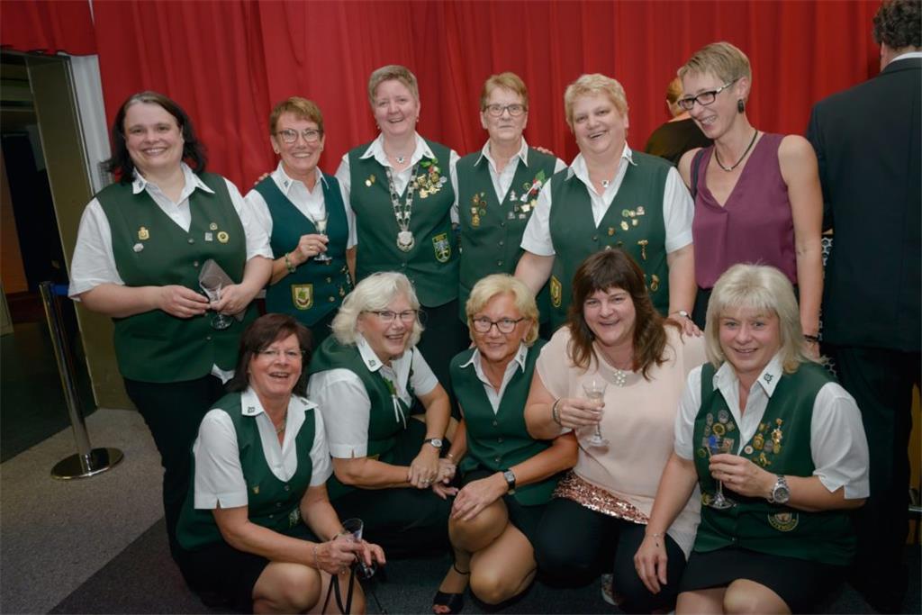 Bezirksschützenball in der Stadthalle Bremerhaven. Foto: Schimanke