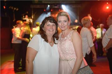 Bezirksschützenball in der Stadthalle Bremerhaven.  Foto: Schimanke