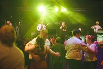 Bezirksschützenball in der Stadthalle Bremerhaven. Foto: Schimanke