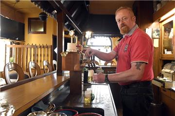 Bier steht bei den Menschen im Land Bremen hoch im Kurs. Frisch gezapft ist es zudem sehr lecker.