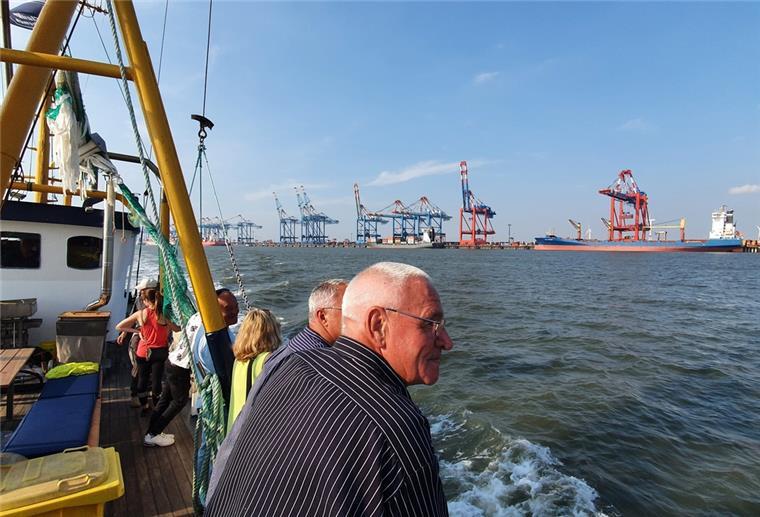 Wremen: Touristenfahrten statt Krabbenfischen Wremen: Touristenfahrten statt Krabbenfischen