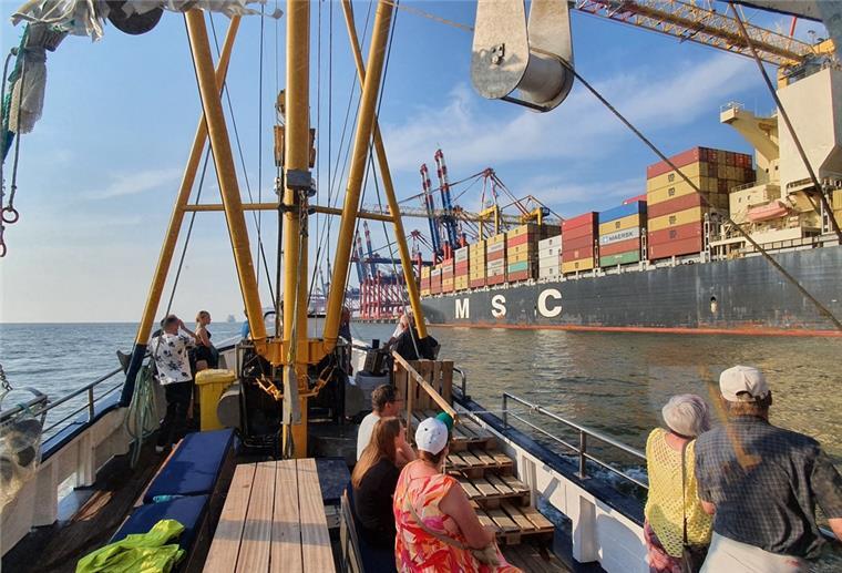 Wremen: Touristenfahrten statt Krabbenfischen Wremen: Touristenfahrten statt Krabbenfischen