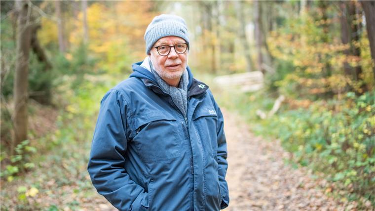 Nächste Runde im Streit um Bremerhavens Wald Joachim Falke vertritt die neue Bürgerinitiative zum Erhalt des Reinkenheider Forstes.