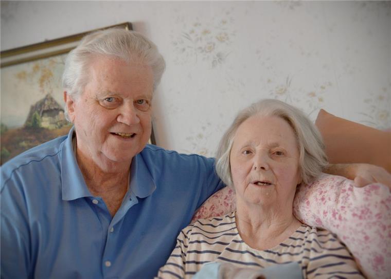 Vor 65 Jahren heirateten Waltraud und Paul Stark. Heute feiern sie eiserne Hochzeit.