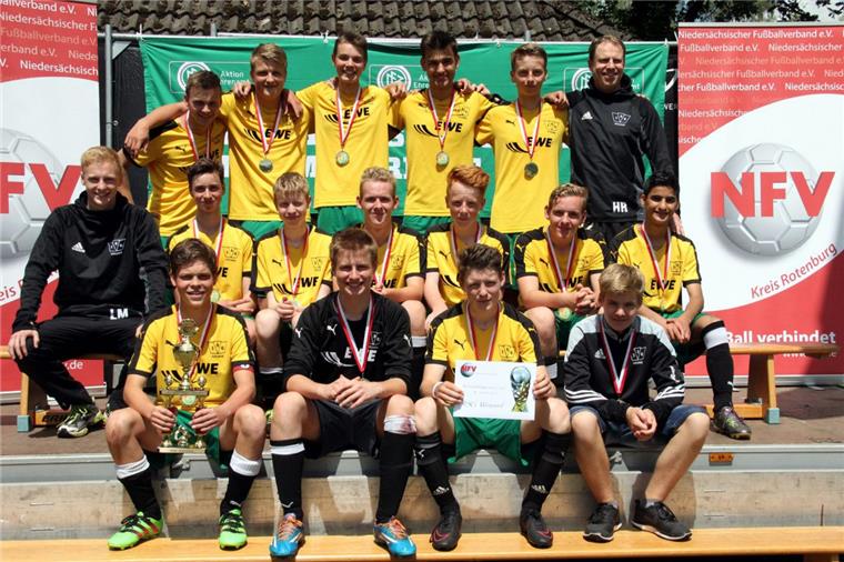 Heeslingen: Hunderte Jugendfußballer geehrt Heeslingen: Hunderte Jugendfußballer geehrt
