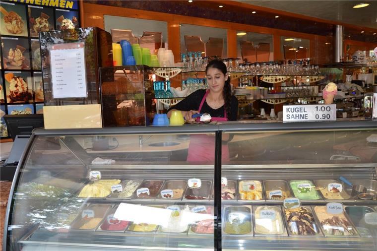 Landkreis Rotenburg: Der große Eis-Test Der Preis je Kugel variiert bei den vier getesteten Eisdielen zwischen 1 Euro und 1,20 Euro. Einige Eisverkäufer überlegen bereits aufgrund steigender Kosten in der Produktion, das Eis teurer zu machen.
