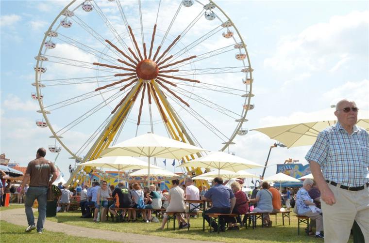 Start der Tarmstedter Ausstellung: Ein ganzes Dorf ist aus dem Häuschen