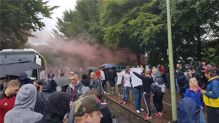 DFB-Pokal in Bremerhaven: Besucher üben harsche Kritik an Organisatoren