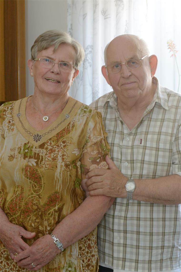 Diamantene Hochzeit in Geestemünde: Bei einer Radtour knisterte es Die Eheleute Stürcken aus Geestemünde feiern Diamantene Hochzeit.