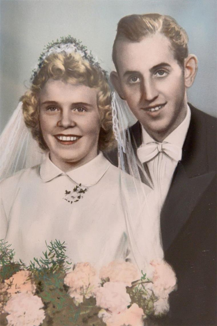 Diamantene Hochzeit in Geestemünde: Bei einer Radtour knisterte es Die Eheleute Stürcken aus Geestemünde feiern Diamantene Hochzeit.