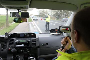 Polizei erwischt in der Wesermarsch in zwei Wochen 488 Verkehrssünder