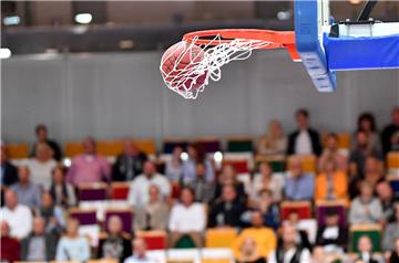 Die Eisbären fliegen gegen Bonn aus dem BBL-Pokal
