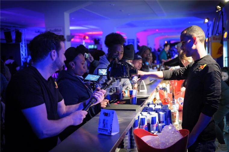 "Spectrum of the Seas": So feiert die Crew im Columbus Cruise Center
