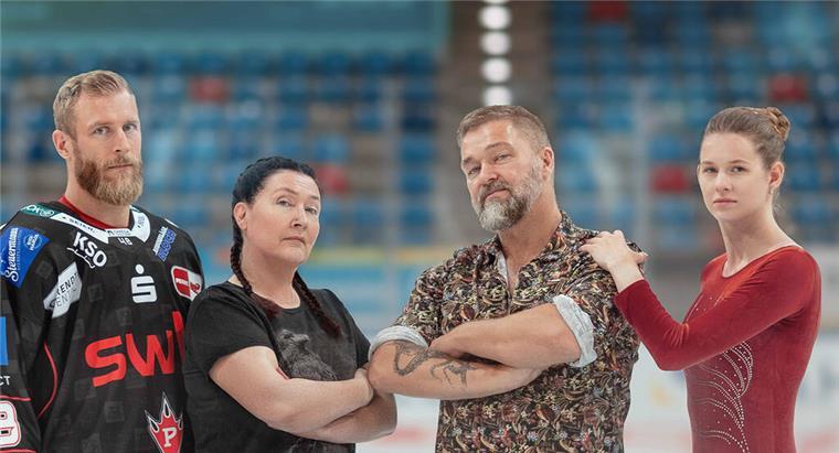 Nicholas Jensen, Rita Rendelsmann, Rob Hardt und eine Eiskunstläuferin