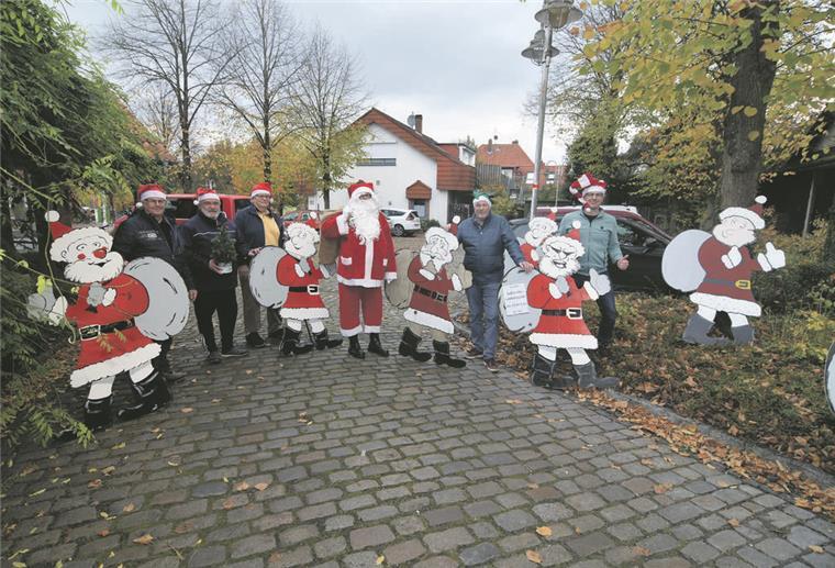 Beverstedter Weihnachtsmarkt an einem neuem Standort Weihnachtsmänner