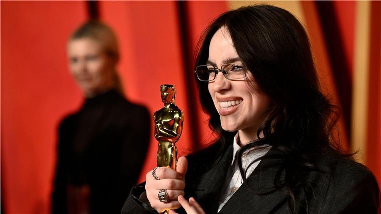 Billie Eilish erhält dieses Jahr den Oscar für den besten Originalsong. Nun kündigt die US-Sängerin ihr drittes Album an - es soll im Mai auf den Markt kommen.