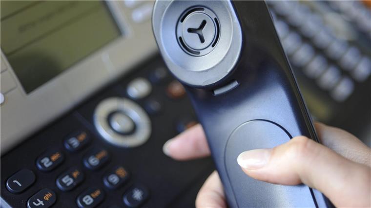 Lüneburger Stadtteil fast eine Woche ohne Telefon Bis Freitag soll der Schaden behoben und die Haushalte im Ortsteil Kaltenmoor wieder ans Kabelnetz angeschlossen sein. (Symbolfoto)