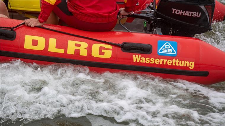 Bis zum Ende des vergangenen Sommers stieg die Zahl der Badetoten in Deutschland - aber wie sieht es im Gesamtjahr aus? Dazu legen die DLRG-Lebensretter am Donnerstag Zahlen vor. (Symbolbild)