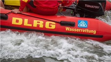 Bis zum Ende des vergangenen Sommers stieg die Zahl der Badetoten in Deutschland - aber wie sieht es im Gesamtjahr aus? Dazu legen die DLRG-Lebensretter am Donnerstag Zahlen vor. (Symbolbild)