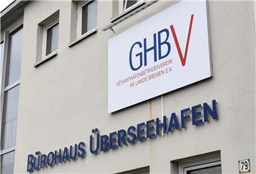 Bis zur Jahresmitte soll der Gesamthafenbetriebsverein das Insolvenzverfahren abgeschlossen haben. 140 Stellen im gewerblichen Bereich und 11 Stellen in der Verwaltung werden gestrichen.