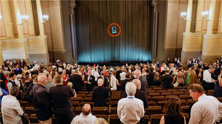 Zum Start der Bayreuther Festspiele: Tipps für Einsteiger Bitte in Bayreuth nicht als Letzter aus der Pause kommen, wenn man in der Mitte sitzt. (Archivbild)