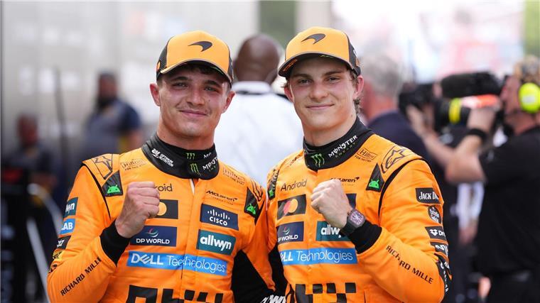 Bitte nicht crashen: die WM-Rivalen Lando Norris (l) und Oscar Piastri.
