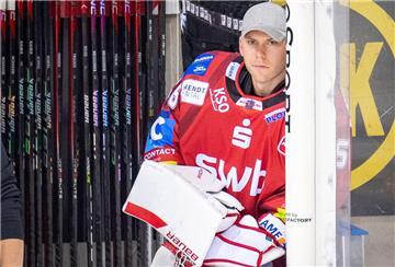 Bittere Nachrichten für Pinguins-Torwart Maximilian Franzreb.