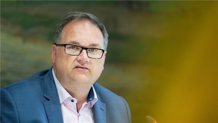Fecker übernimmt Aufgaben von zurückgetretener Senatorin Björn Fecker soll vorübergehend die Amtsgeschäfte der zurückgetretenen Senatorin mitübernehmen. (Archivfoto)