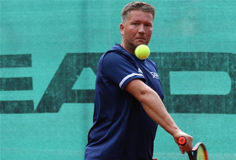Tennis: Starker Björn Müller holt Sieg in Oldenburg Björn Müller TK Nordenham