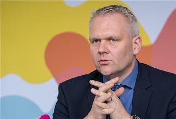 Björn Thümler, Niedersachsens Minister für Wissenschaft und Kultur (CDU), findet klare Worte für das schlechte Wahlergebnis seiner Partei bei der Bundestagswahl am vergangenen Sonntag.