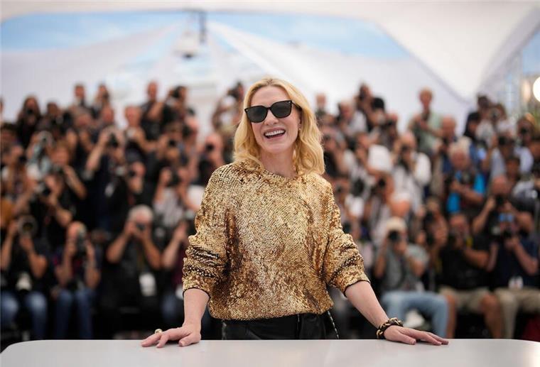 Blanchett ist bei den Filmfestspielen Cannes im Film „Rumours“ als deutsche Kanzlerin zu sehen.