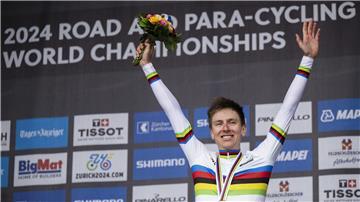 Bleibt dem UAE-Team noch lange erhalten: Rad-Superstar Tadej Pogacar. 