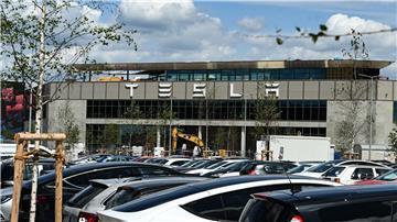 Blick auf das Werk der Tesla Gigafactory Berlin-Brandenburg vom US-Elektroautobauer Tesla.